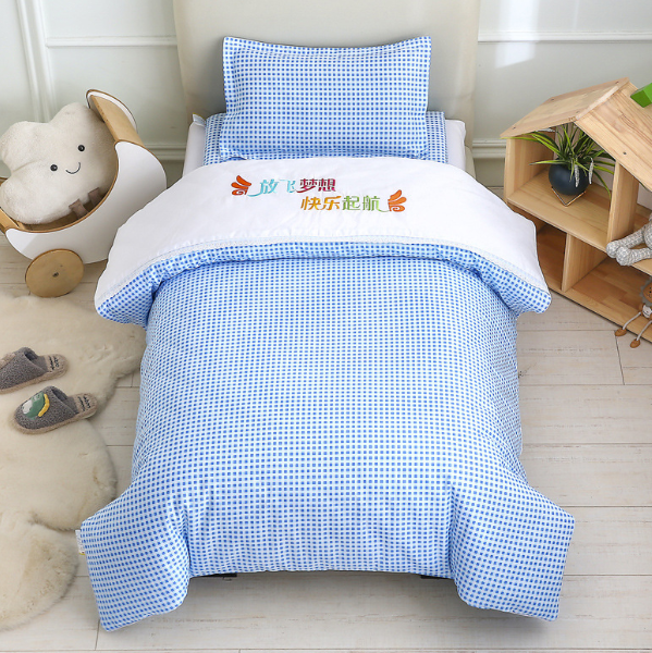Hotly recommended pure cotton children's quilt cover + cushion cover + pillowcase (Prince Xiaoge) (three-piece set does not include core)