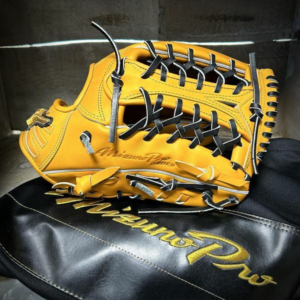 照片分享】 MizunoPro Order 硬式外野訂做神里和毅(横浜DeNA)モデル
