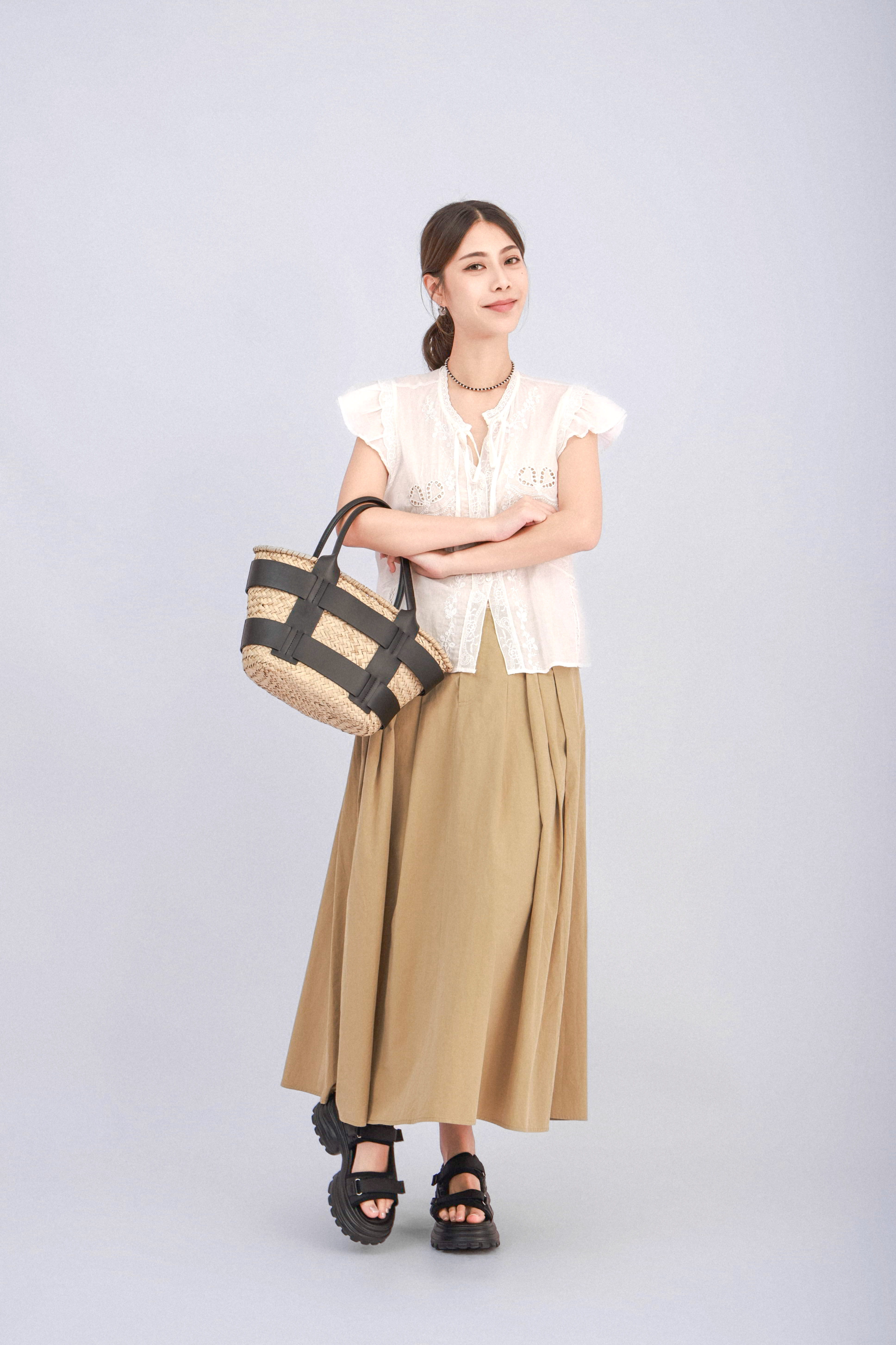 造型 951（上衣＋半截裙）