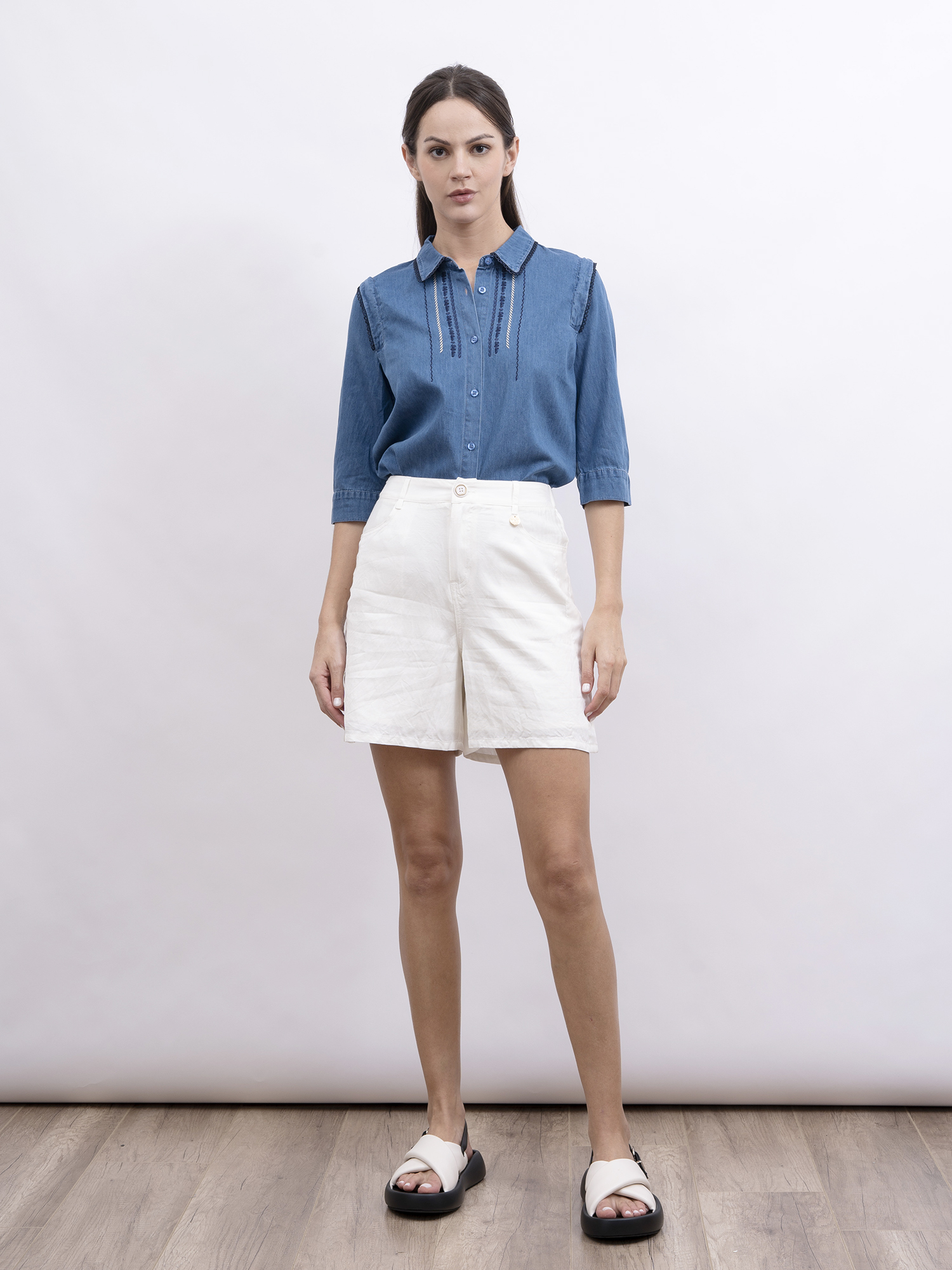 mi-tu 刺繡牛仔恤衫