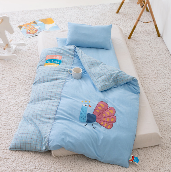 Hotly recommended pure cotton children's quilt cover + cushion cover + pillowcase (Blue Heartbeat Little Peacock [Class A/antibacterial/anti-mite/0 formaldehyde]) (three-piece set does not contain core)