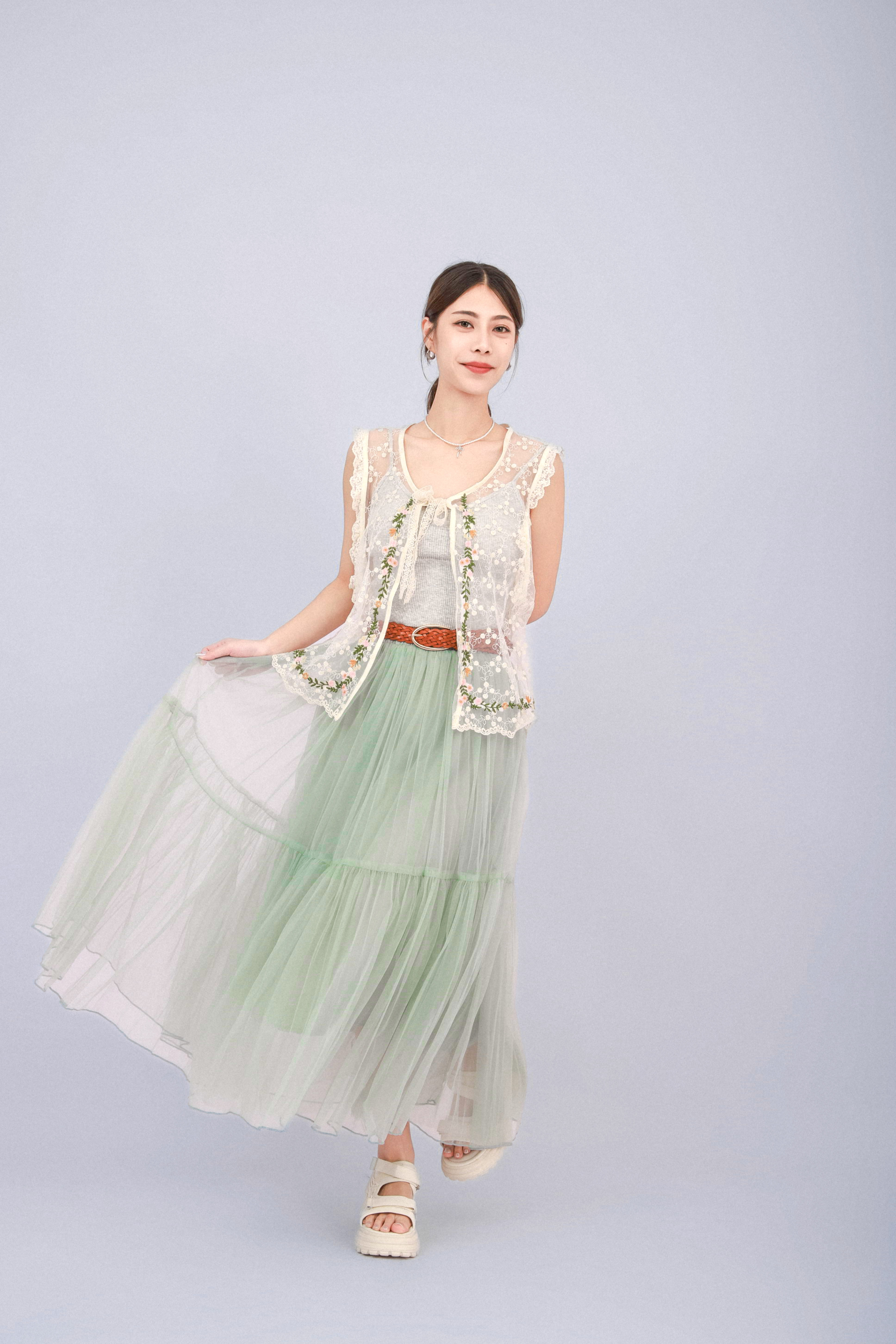 造型 956（外套＋吊帶＋半截裙）