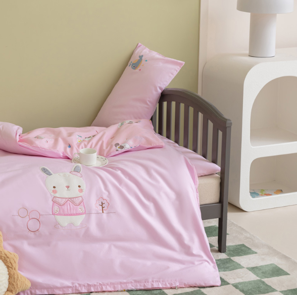 Hotly recommended pure cotton children's quilt cover + cushion cover + pillowcase (pink fat rabbit [Category B/antibacterial/anti-mite/0 formaldehyde]) (three-piece set does not include core)