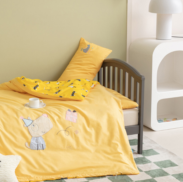 Hotly recommended pure cotton children's quilt cover + cushion cover + pillowcase (yellow smart puppy [Category B/antibacterial/anti-mite/0 formaldehyde]) (three-piece set does not include core)