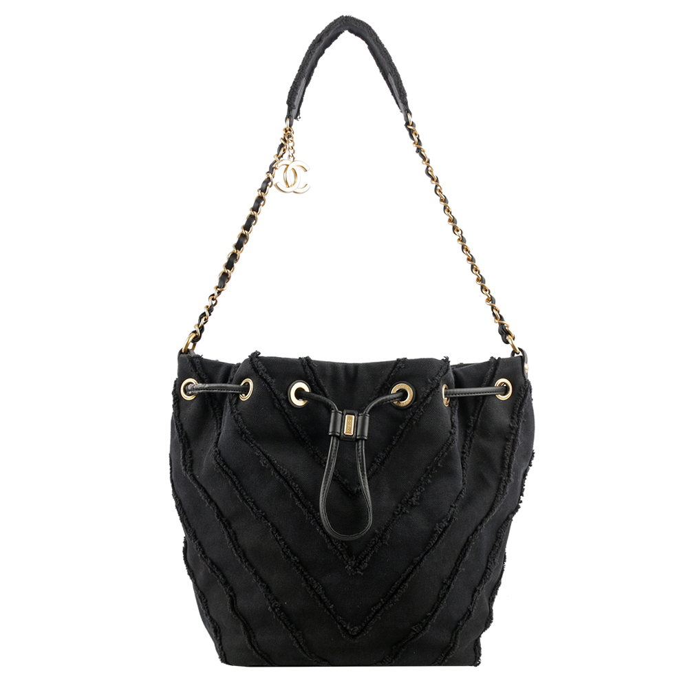 【CHANEL】V紋布質金色皮穿鍊束口水桶包(黑色) A93727 Y61146 94305