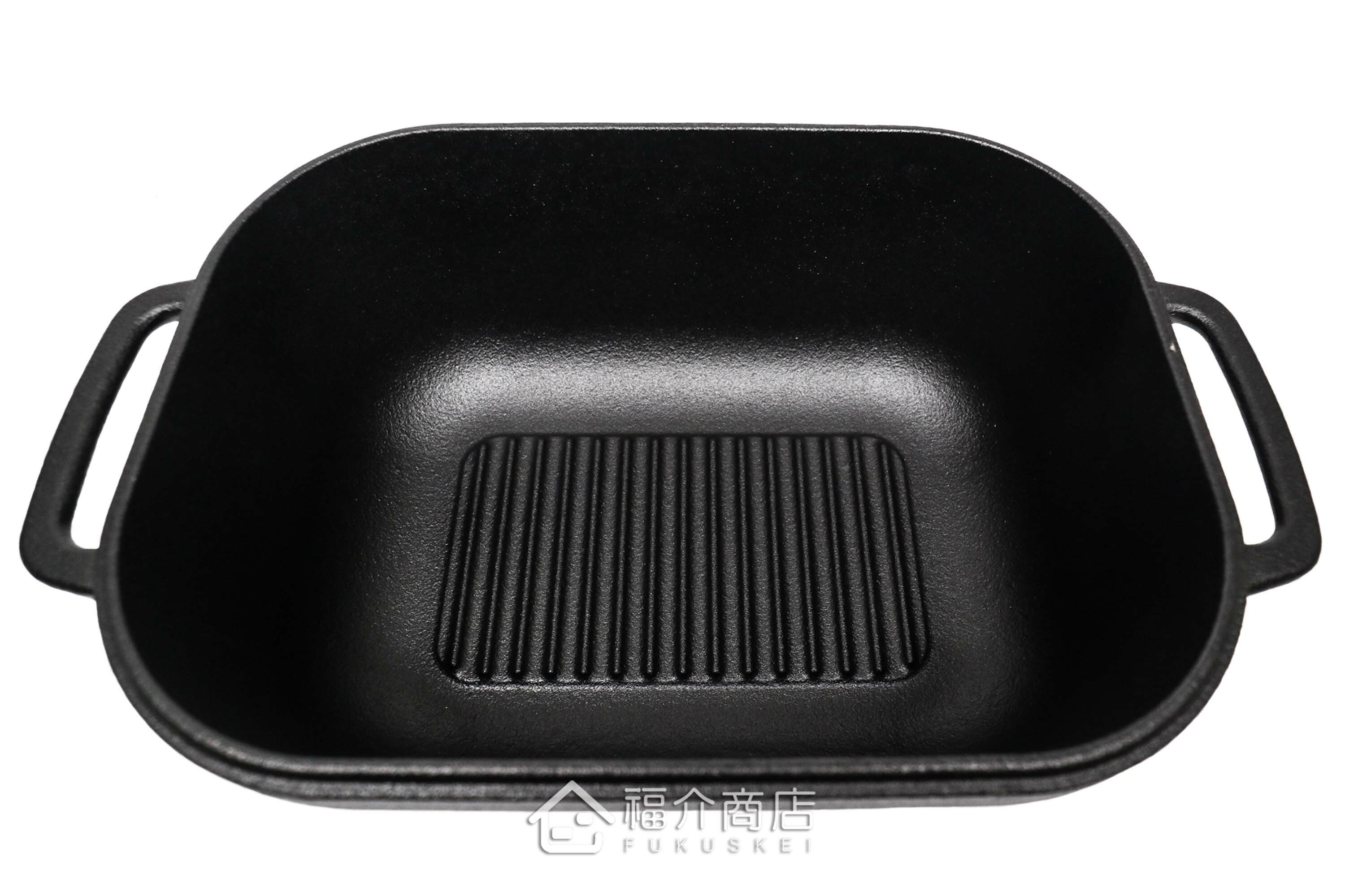 可以做煮、烤、炊、蒸、燻等多種菜餚的黑色鑄鐵萬能鍋