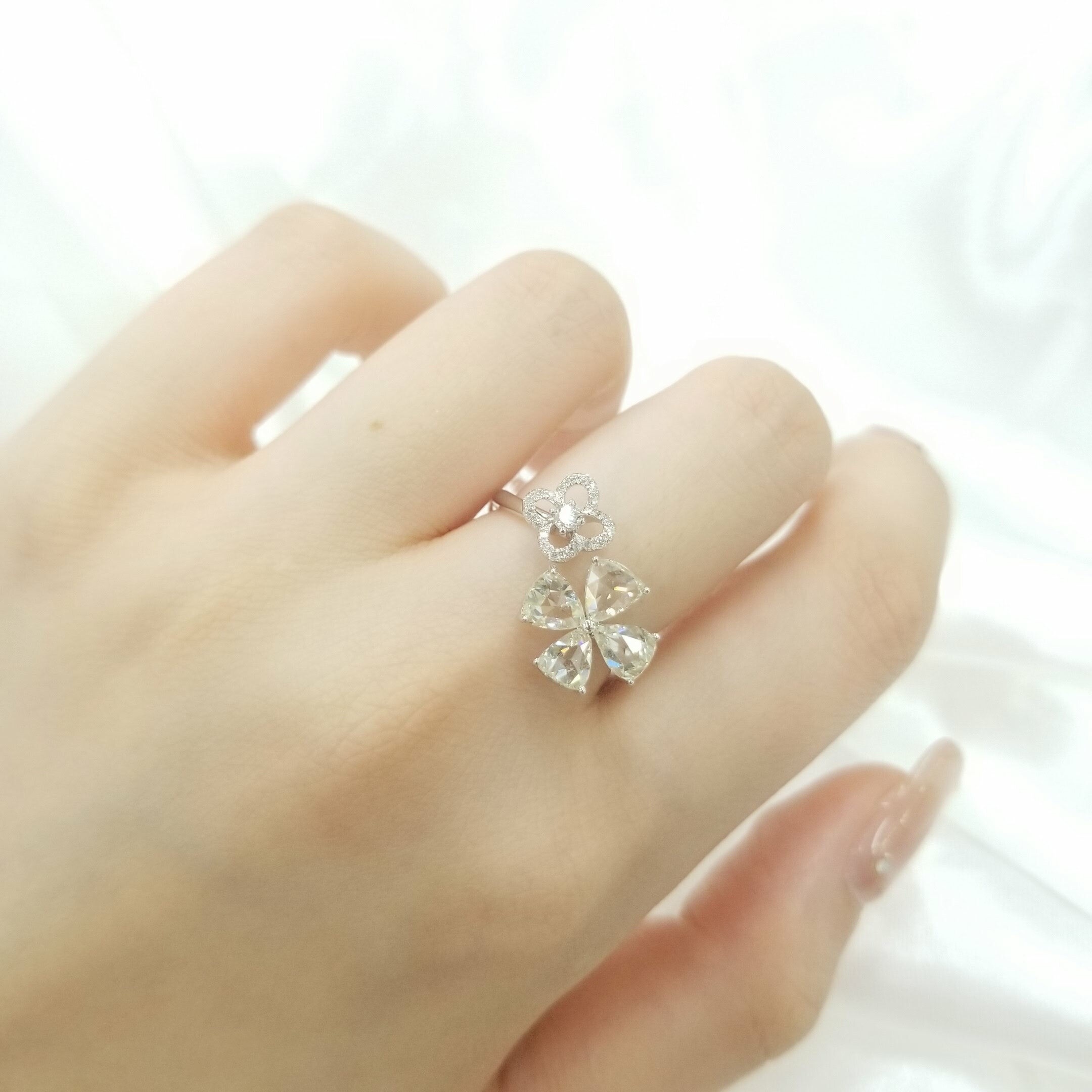 18K White Gold 1.68ct Diamond Ring