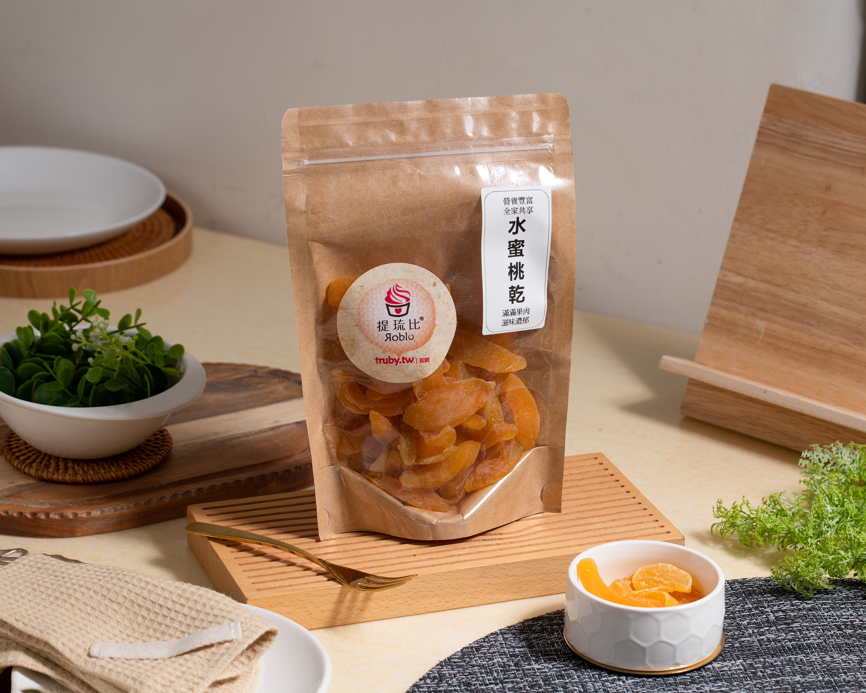 拉拉山水蜜桃乾｜Dried Peaches