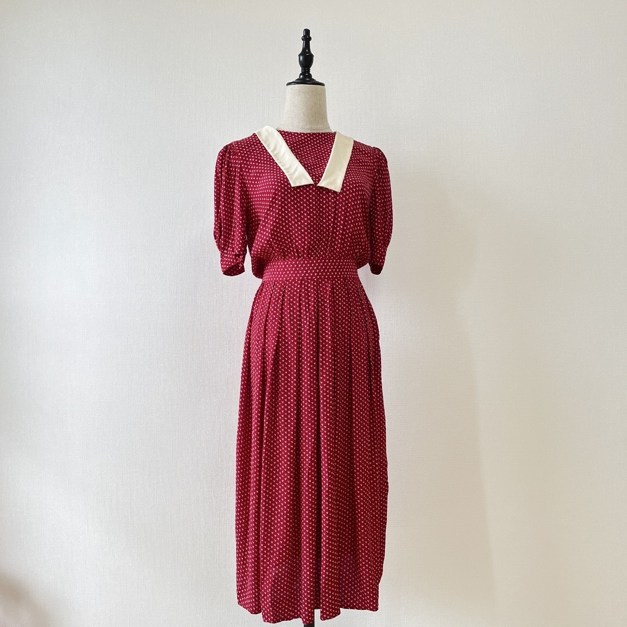 Karin Stevens 紅色大領子古著連身裙