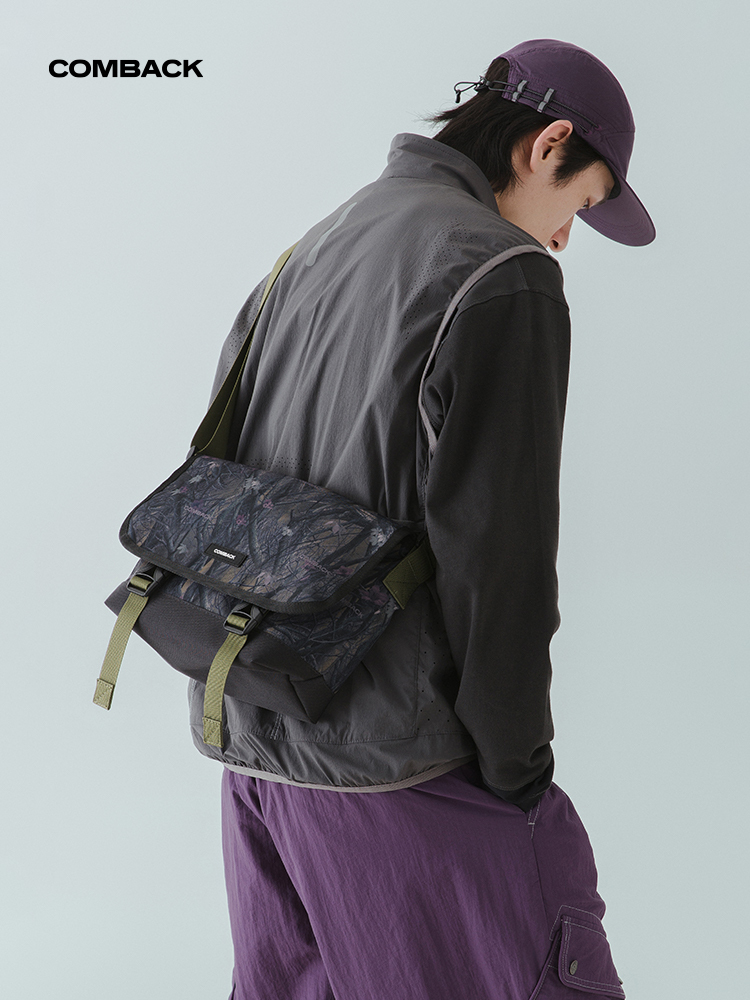 COMBACK 新款木棉迷彩斜背包 c01140 【雙面換蓋】迷彩/黑