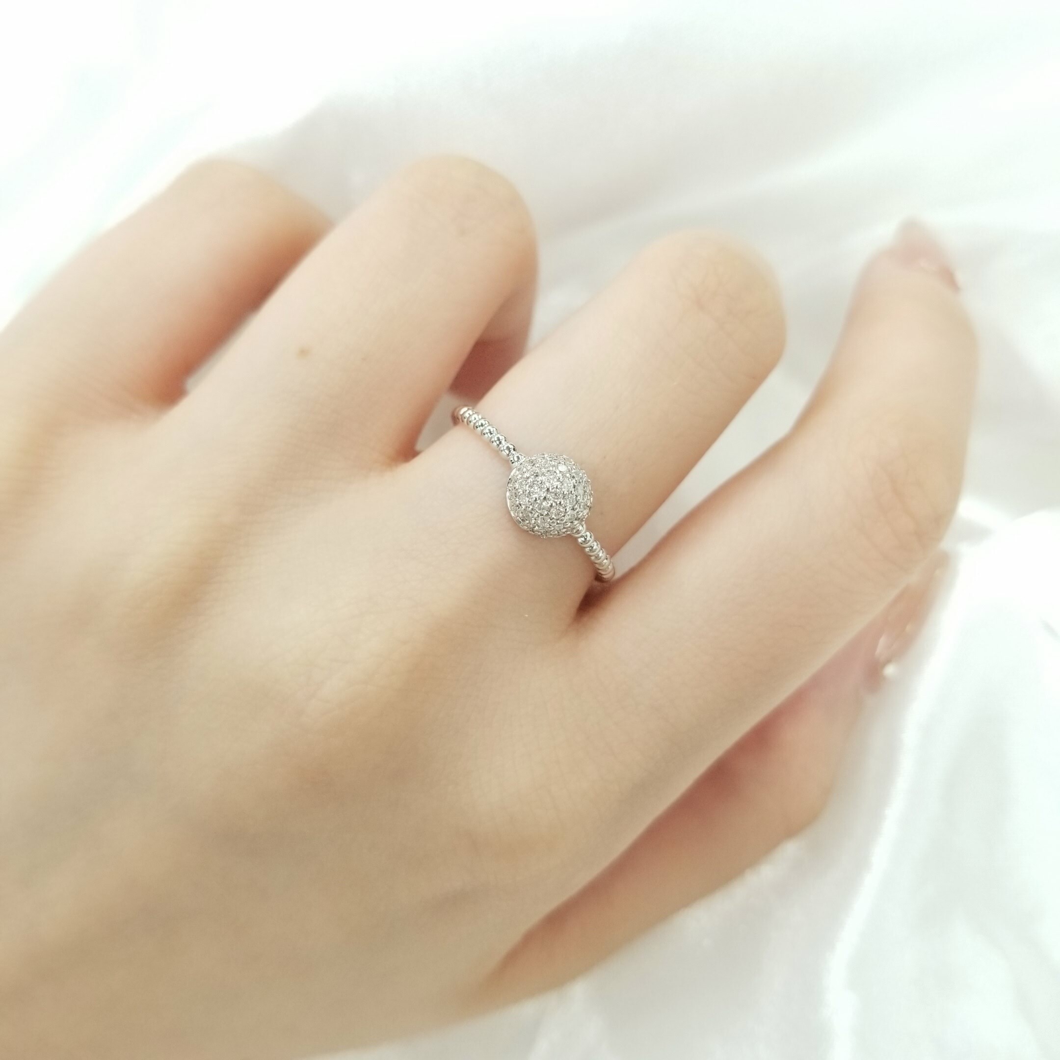 全新18K白金18份鑽石戒指