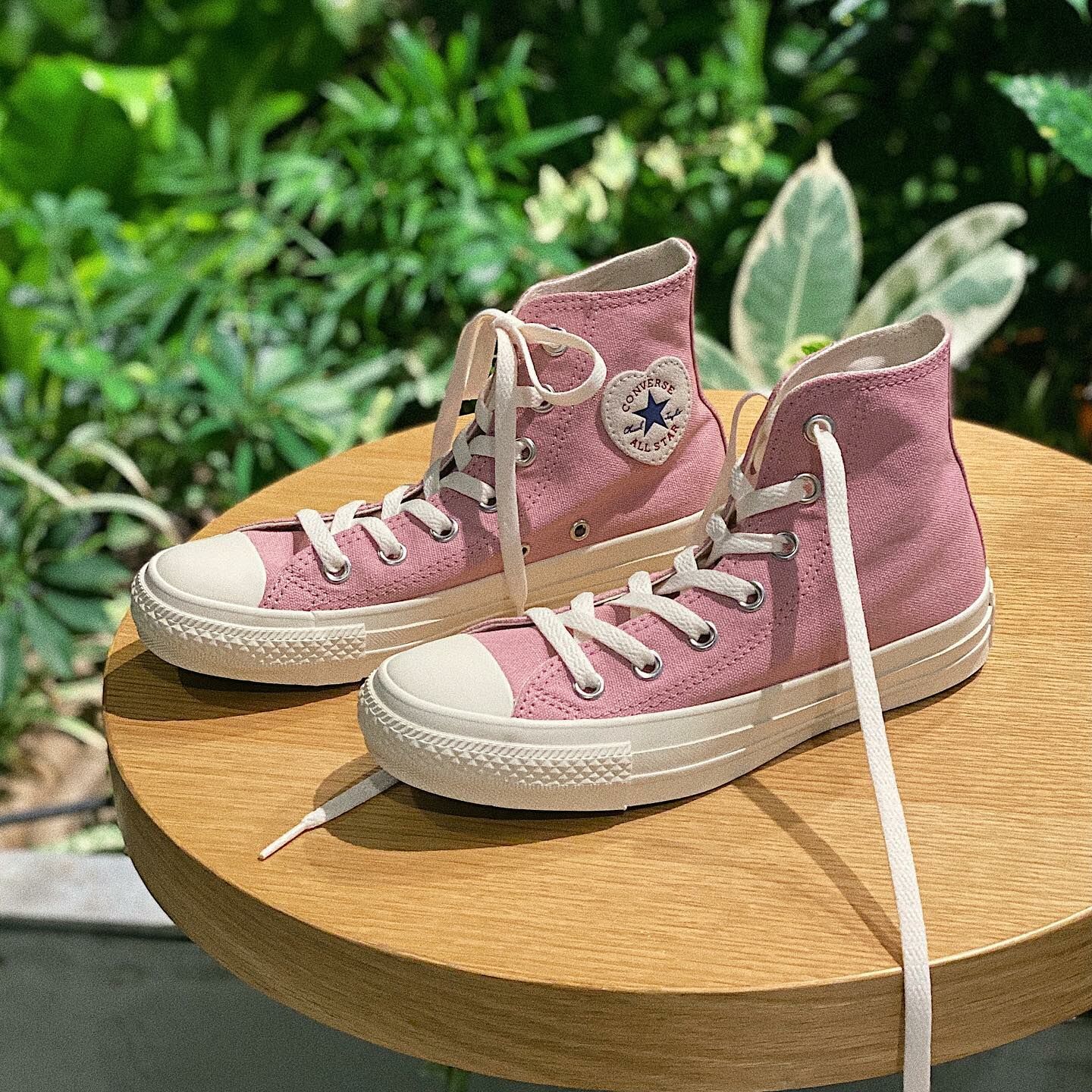 国内配送 CONVERSE HEARTPATCH PLTS HI ORCHID CONVERSE レディース コンバース AS PLTS HEARTPATCH HI
