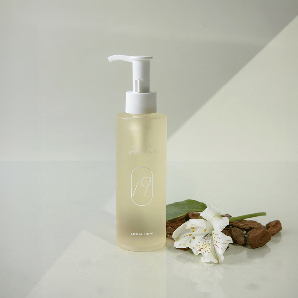 草本淨透洗顏露