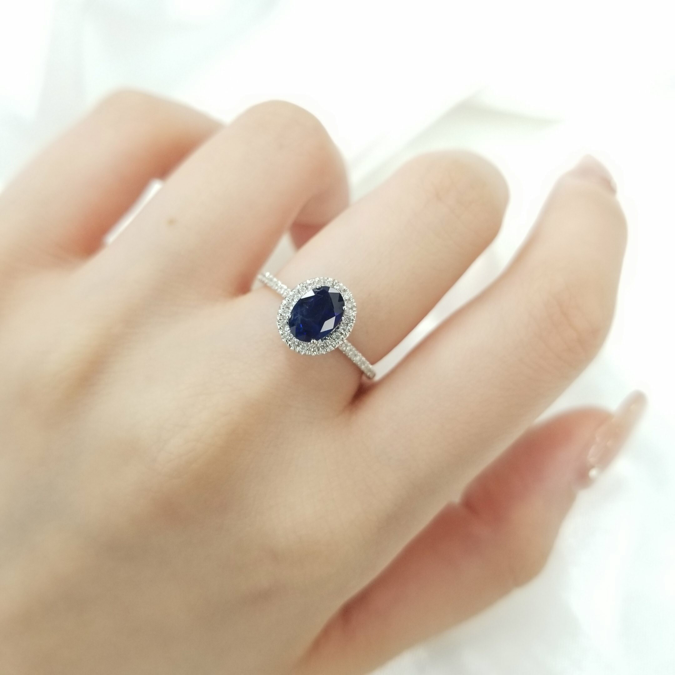 18K White Gold 1.10ct Sapphire and Diamond Ring