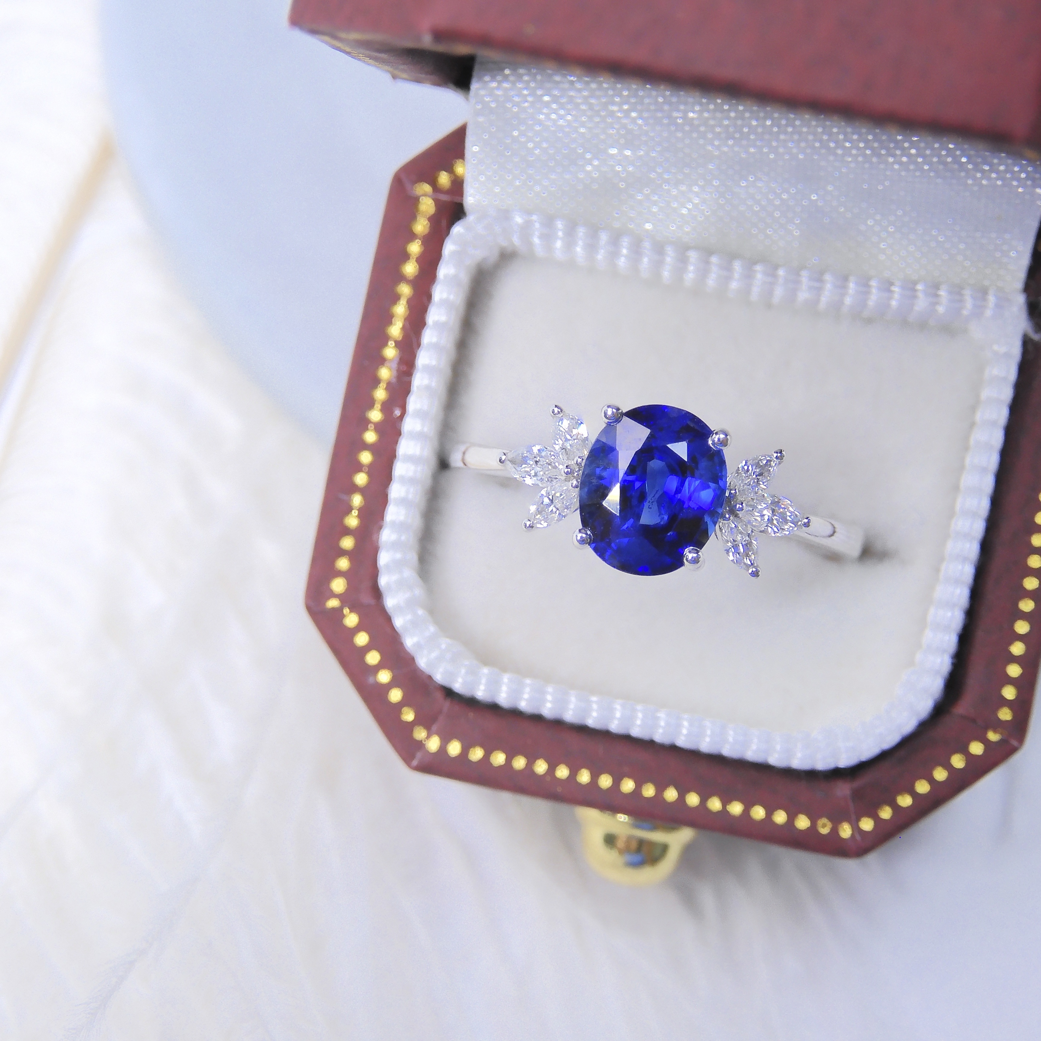 18K金 1.37ct 藍寶石戒指（配國際證書 ）