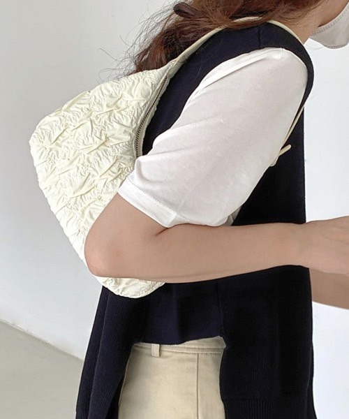 KTQ STORE ‧ by muni:r 皺皺肩背包