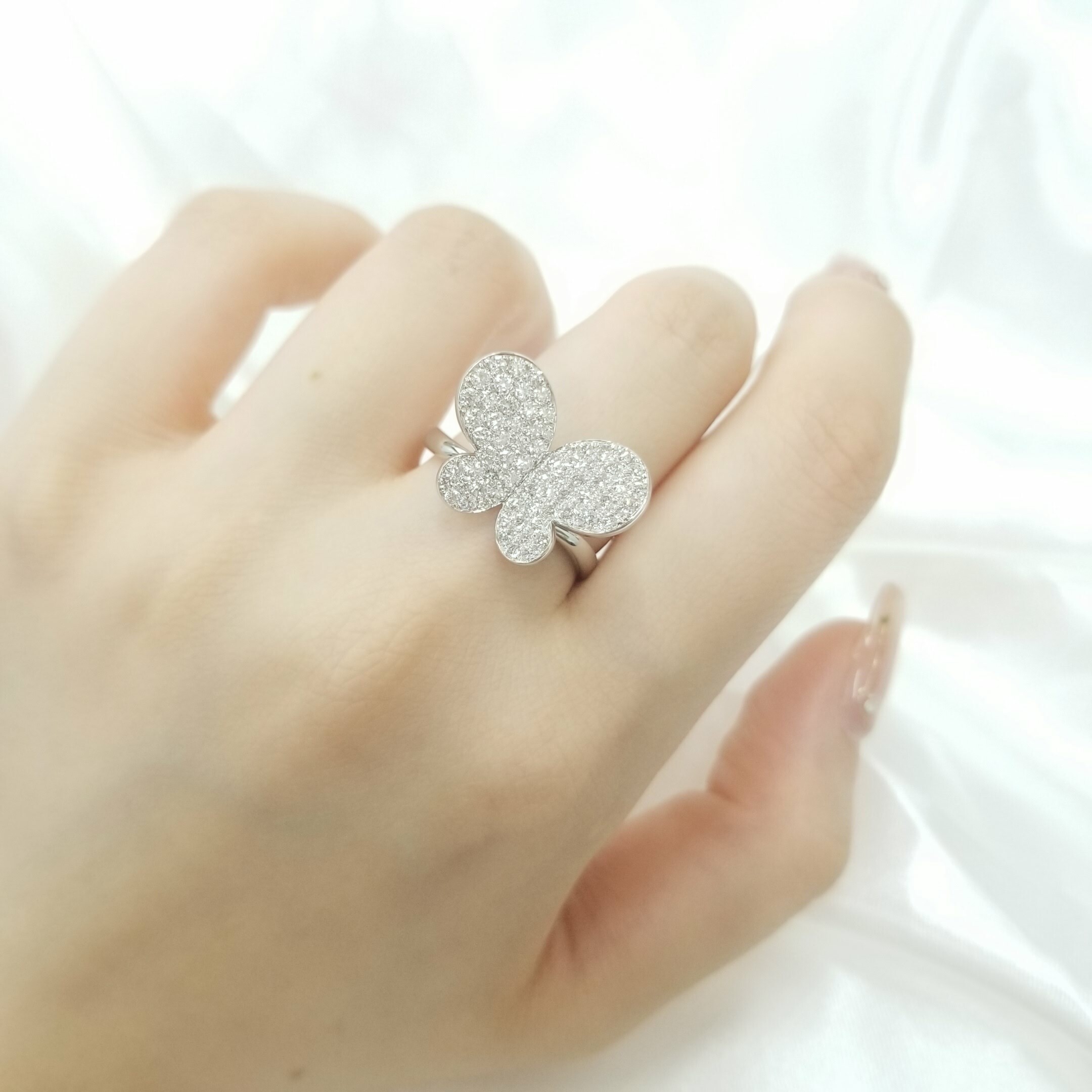 18K White Gold 1.15ct Diamond Ring