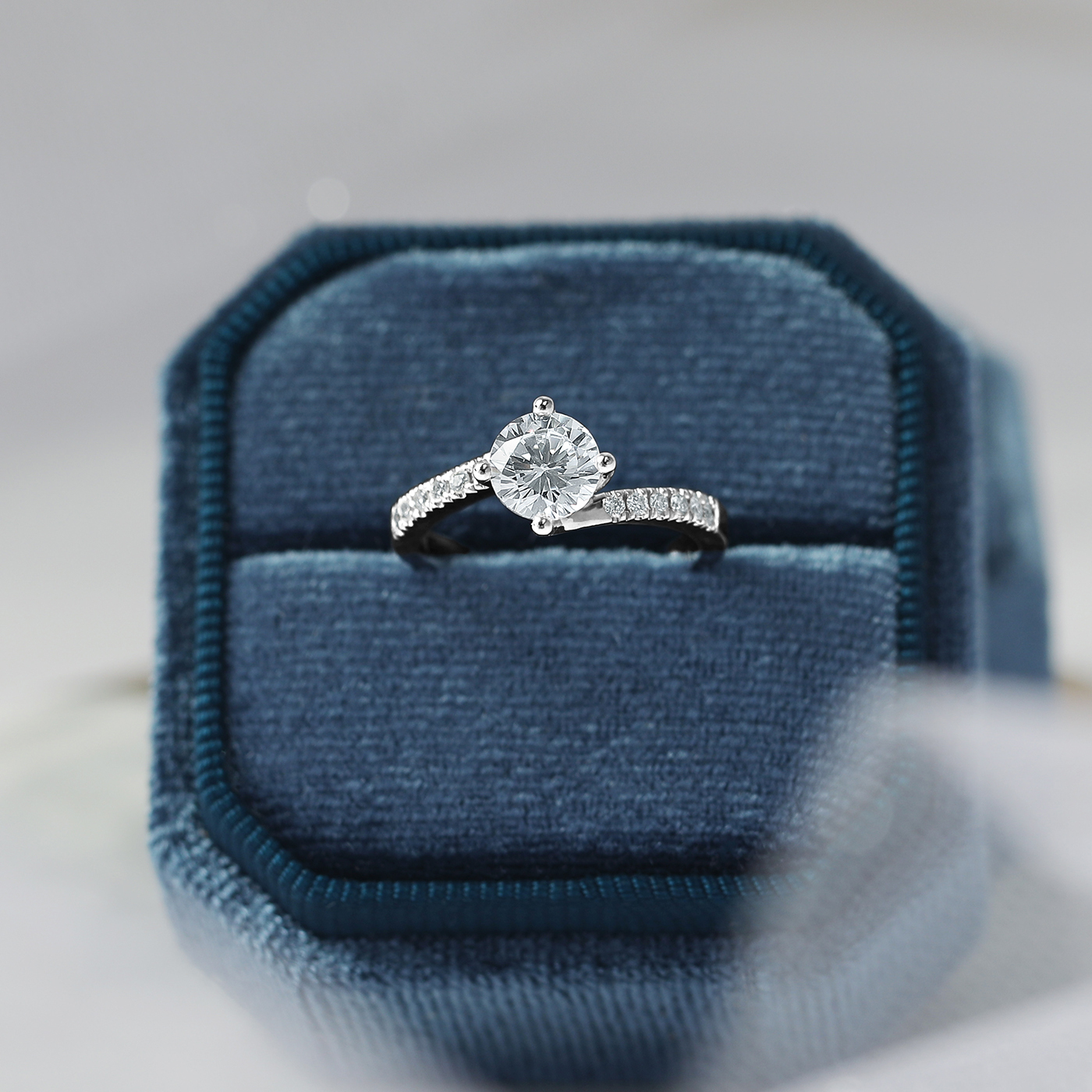 真情歸屬 — GIA1克拉鑽石戒指