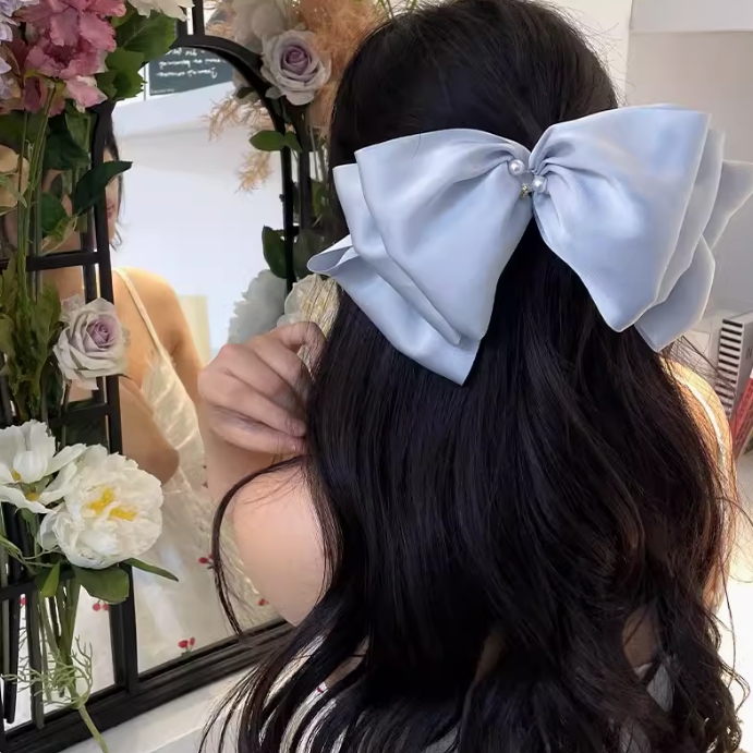 Cloud Pearl Extra-Large Ribbon Hair Clip