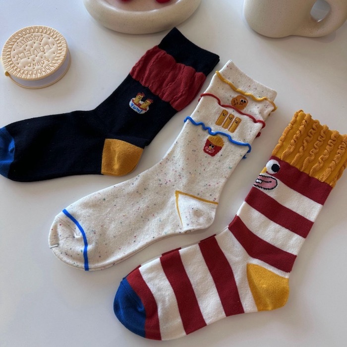 《52348》滿滿薯條感🍟中筒襪