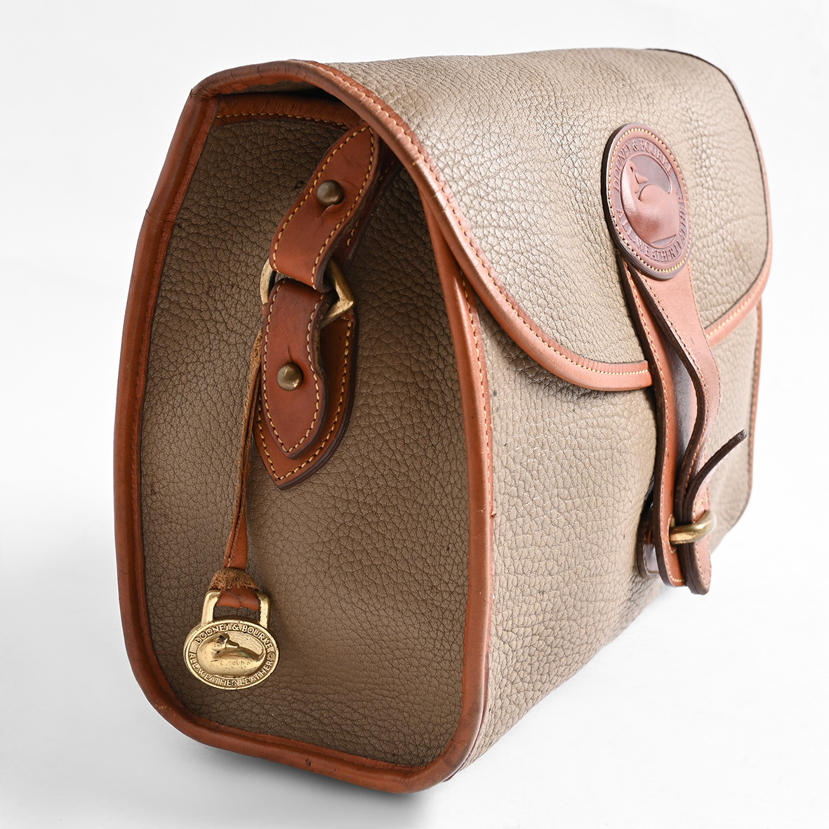 Dooney & Bourke 古董側背包