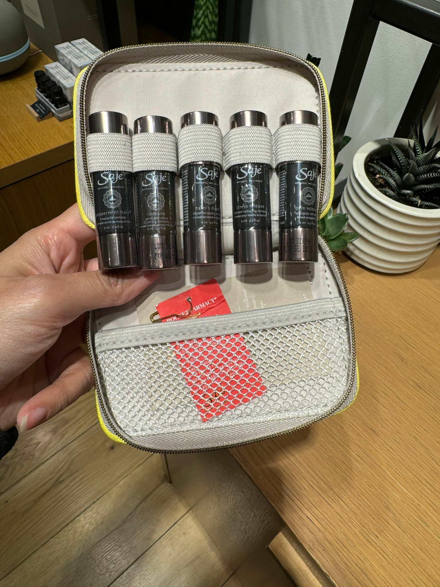 Saje Pocket Farmacy 隨身口袋精油套裝 (Physical Edition)