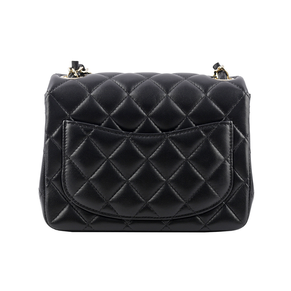 【CHANEL】金色CC Logo 菱格紋小羊皮迷你口蓋包/方胖包(黑色) A35200 Y04059 94305
