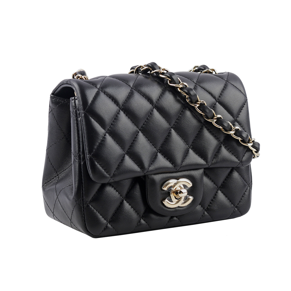 【CHANEL】金色CC Logo 菱格紋小羊皮迷你口蓋包/方胖包(黑色) A35200 Y04059 94305