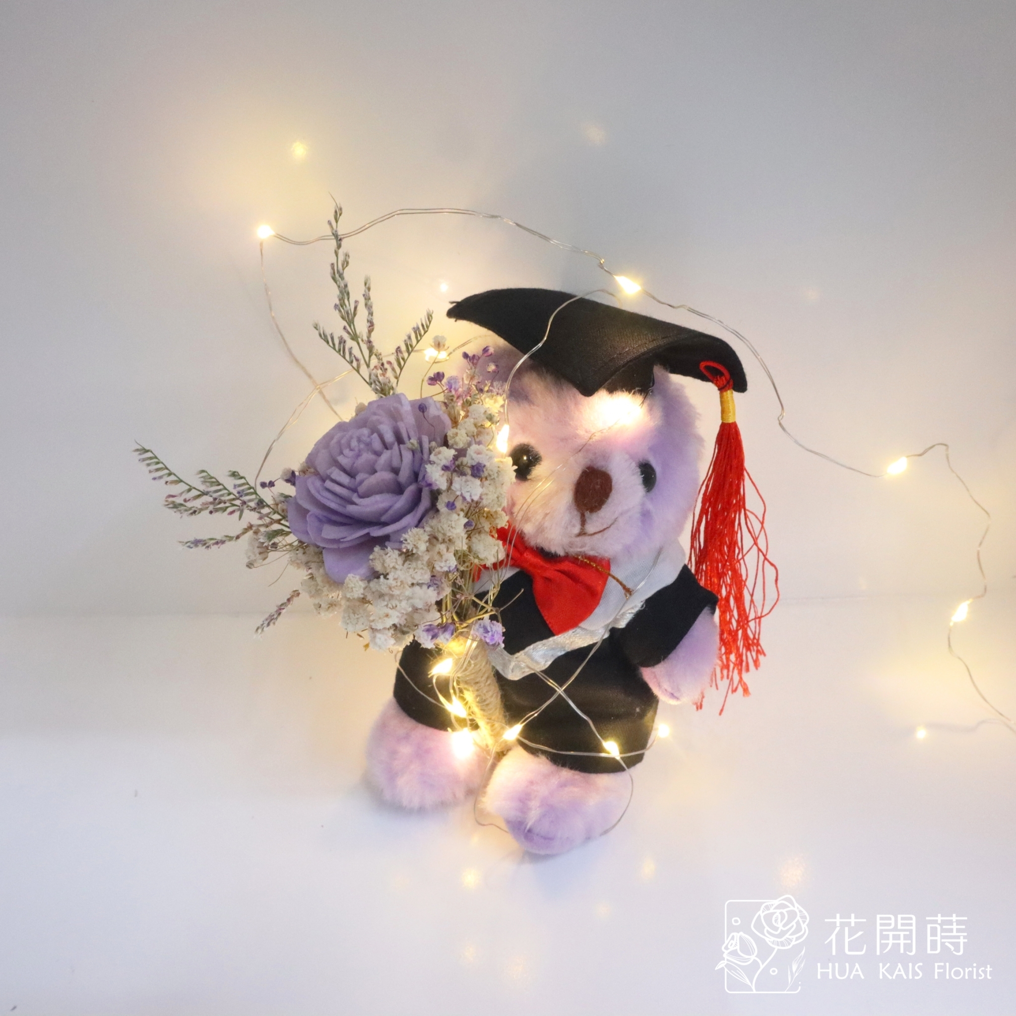燈光提袋學士小熊-紫玫瑰索拉小花束|小熊花禮|畢業禮物|學士熊|畢業季