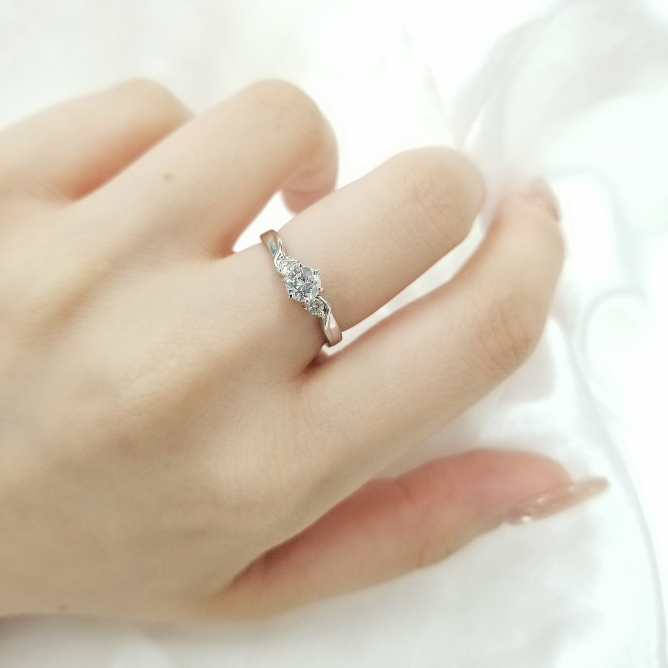 18K White Gold 0.40ct Diamond Ring