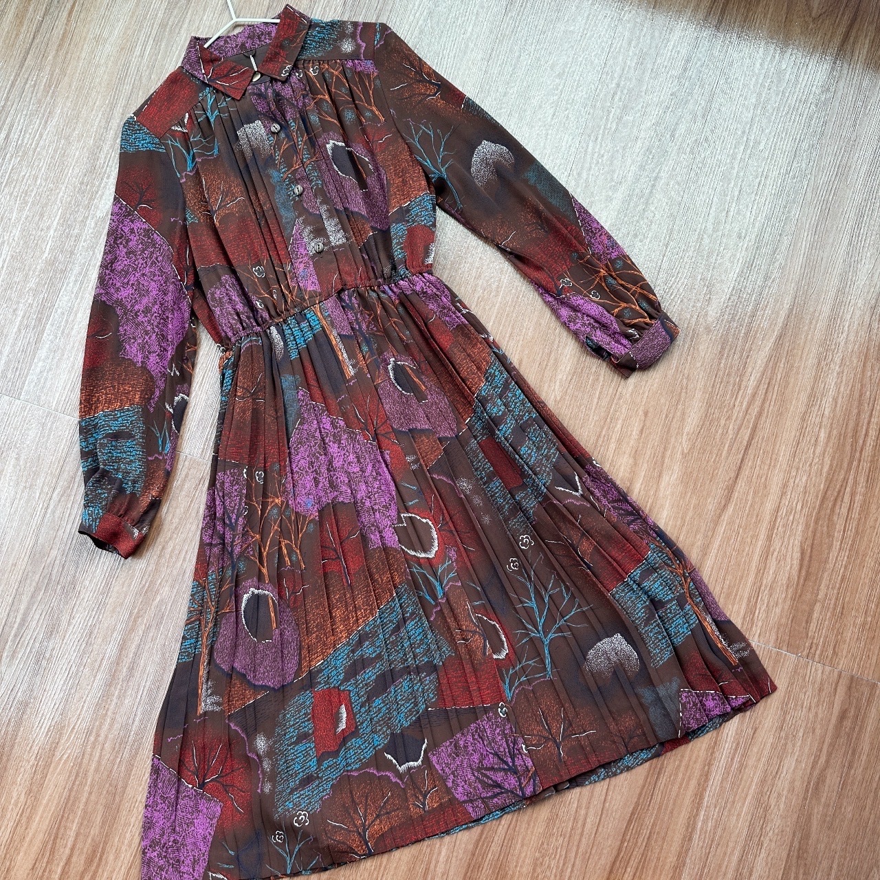 日本製啡色神秘感森林薄身長袖連身裙