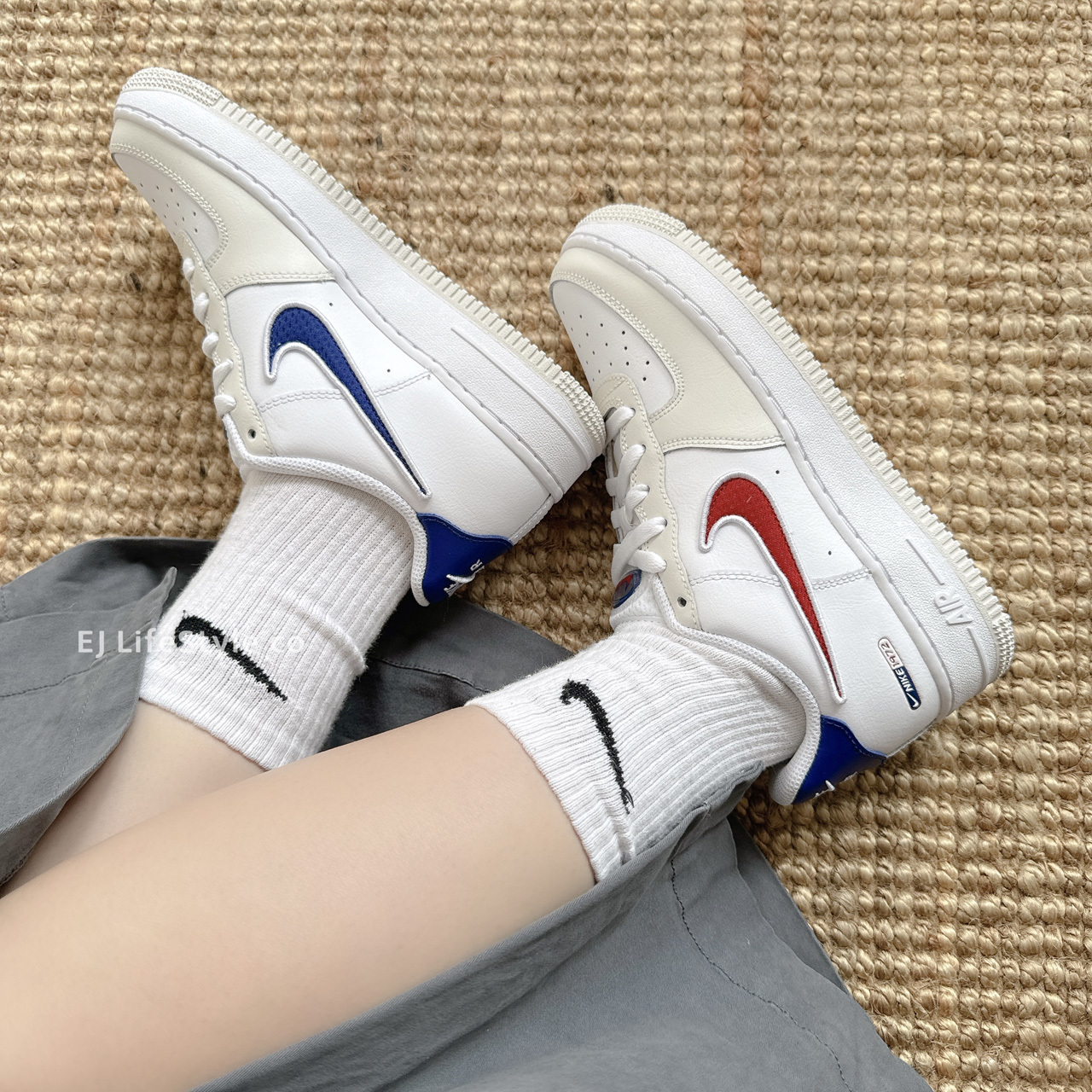 NIKE AIR FORCE 1 LV8 GS AF1鴛鴦 藍 紅 米白 大童鞋 HF5744-146 / 調貨