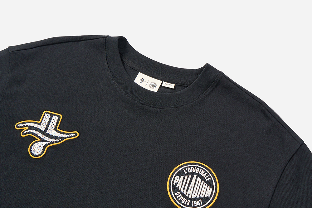**特價商品售出無退換**男女款 PALLADIUM X JEREMY LIN 林書豪金色榮耀快閃聯名 鉛黑色 棉花糖色 小標 電繡 印花 復古7號短T【1010885】#PALLADIUMXJEREMYLIN