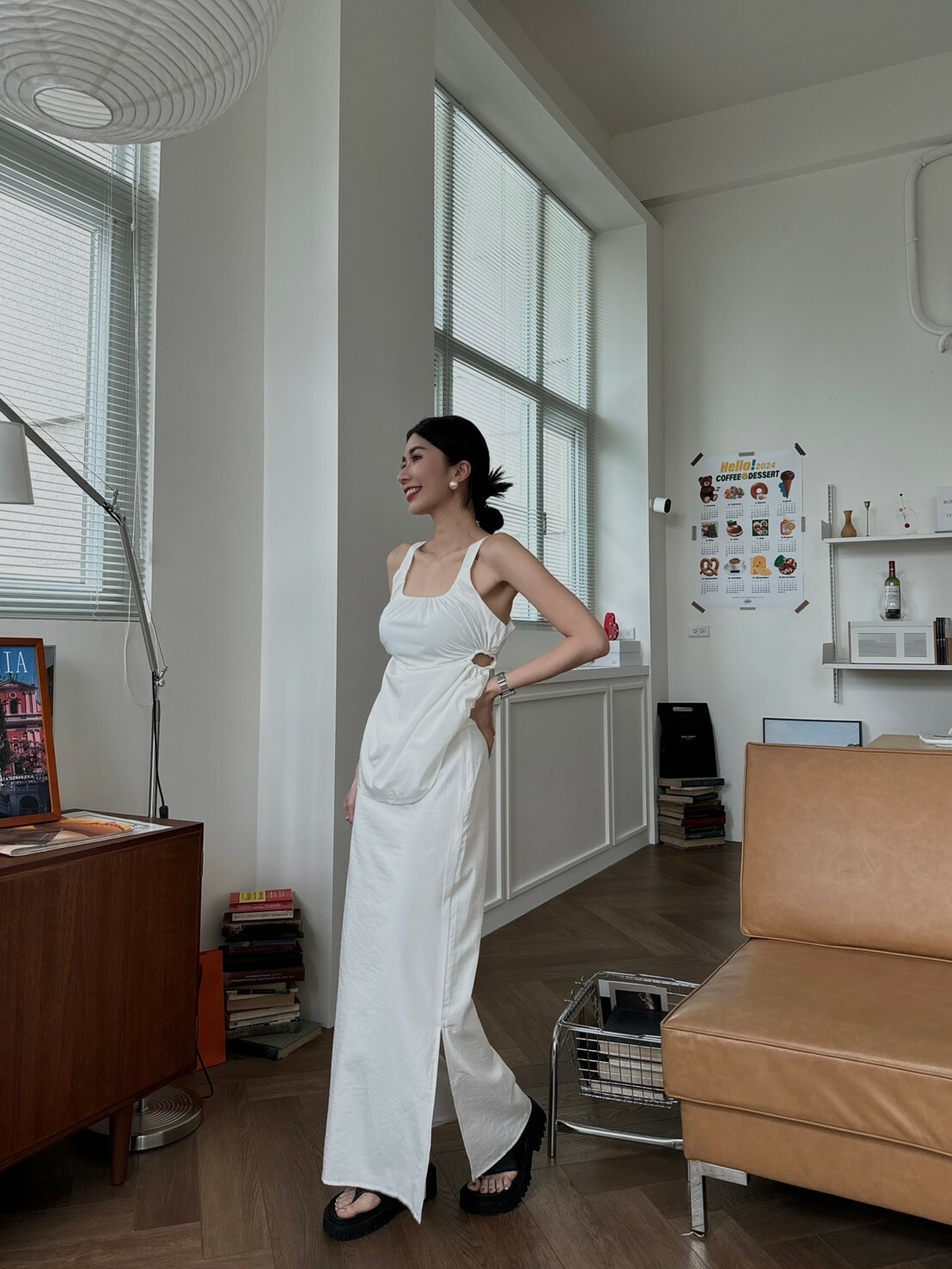 側簍空氣質上衣