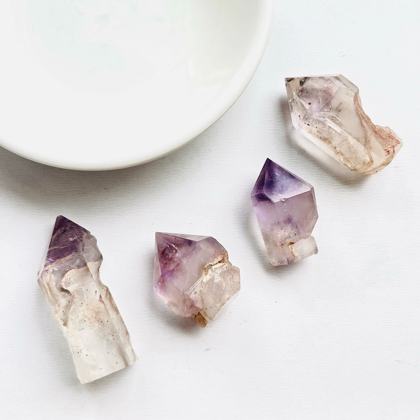 [原石] 紫超七水晶 骨幹