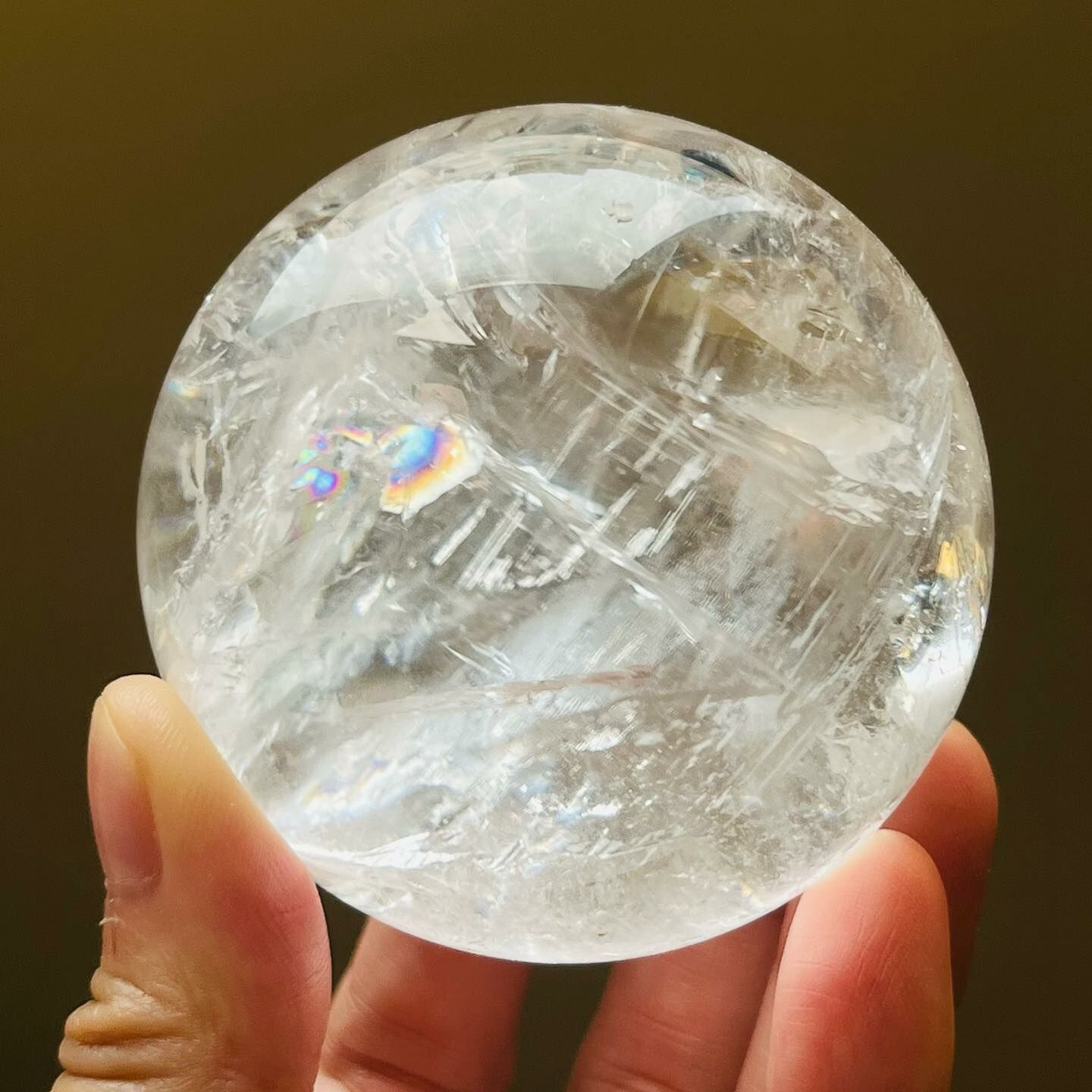 [原石]  白水晶球 有彩虹🌈（附底座）