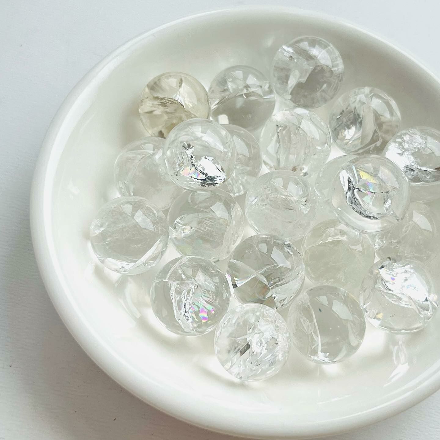 [原石] 爆彩白水晶球