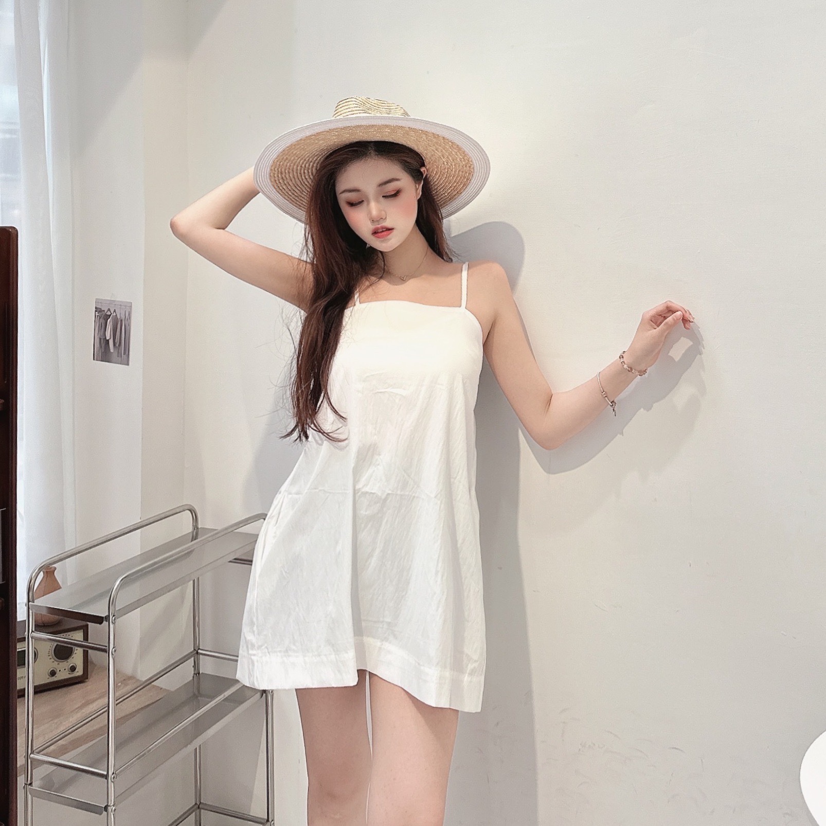 歐膩細肩帶傘狀上衣/四色