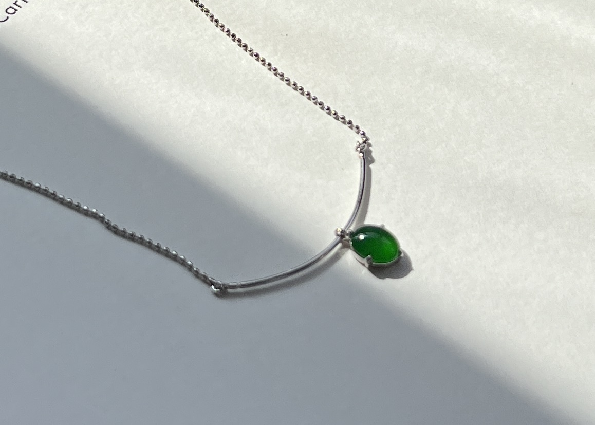 方圓設計系列-冰陽綠微笑蛋面項鍊18K