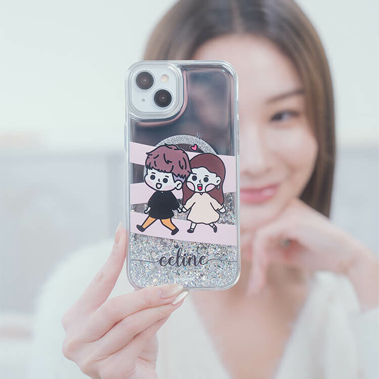 【插畫聯名】挖系小y 黑皮情侶 (MagSafe) 閃耀鏡面殼 - (訂製名字) iPhone客製化手機殼
