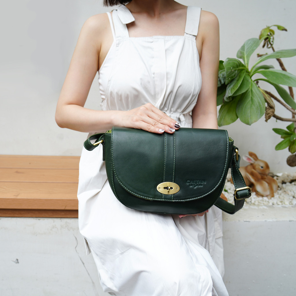 復刻清新斜背馬鞍包-三色(5228)