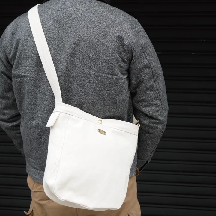 METALIZE Olden Times復古帆布報童包(M款/米白)