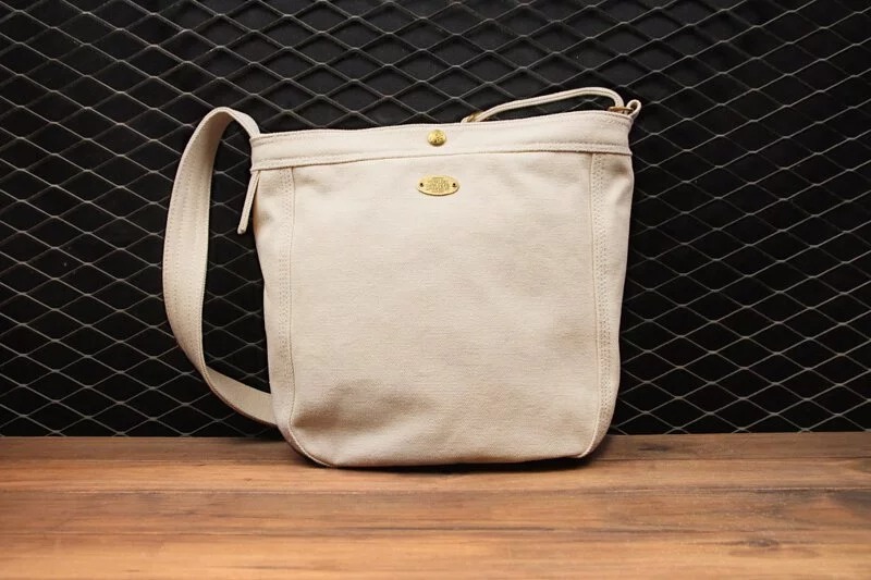 METALIZE Olden Times復古帆布報童包(M款/米白)