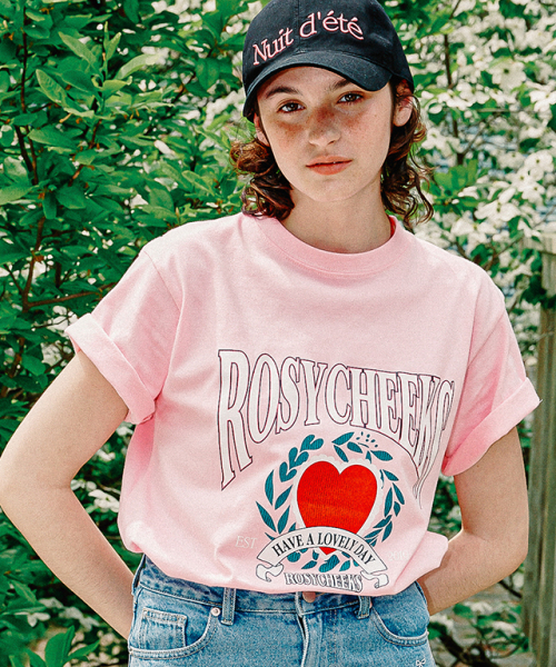 RONRON ROSY CHEEKS HEART LAUREL BASIC FIT T SHIRT PINK
