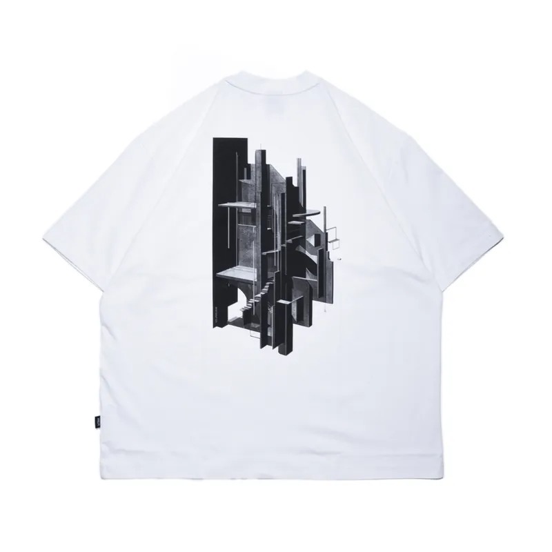 oqLiq castle tee