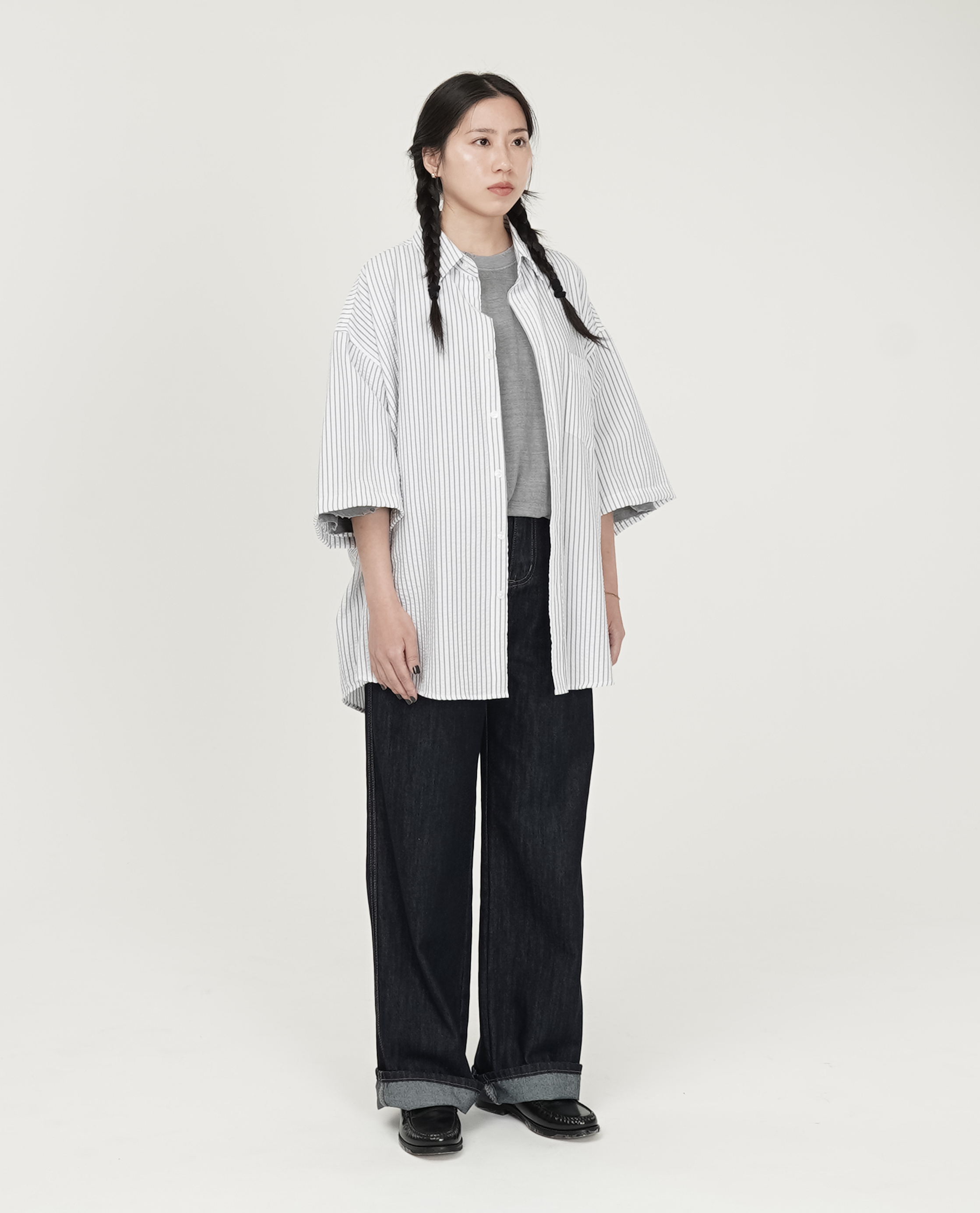 原色寬落地牛仔