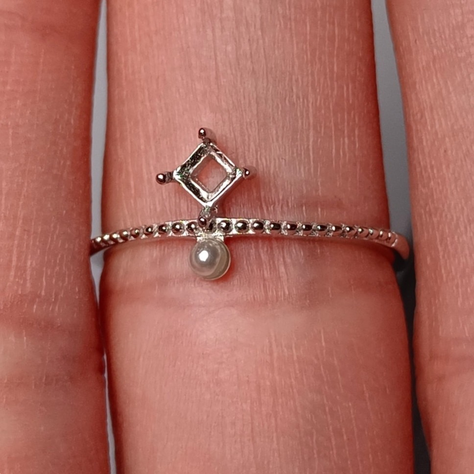 女戒方型3*3mm空托