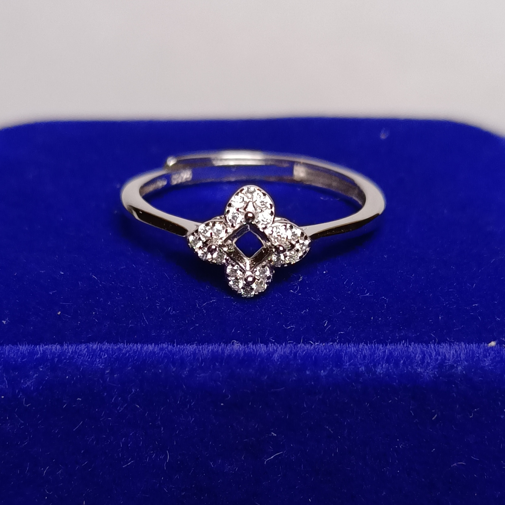 女戒方型3*3mm空托