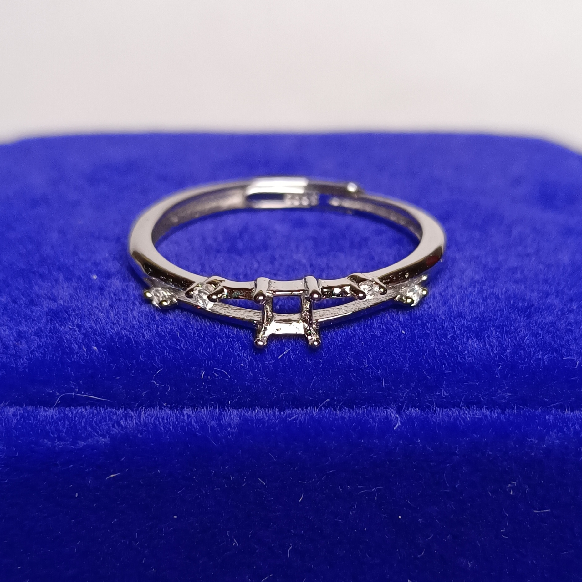 女戒方型3*3mm空托