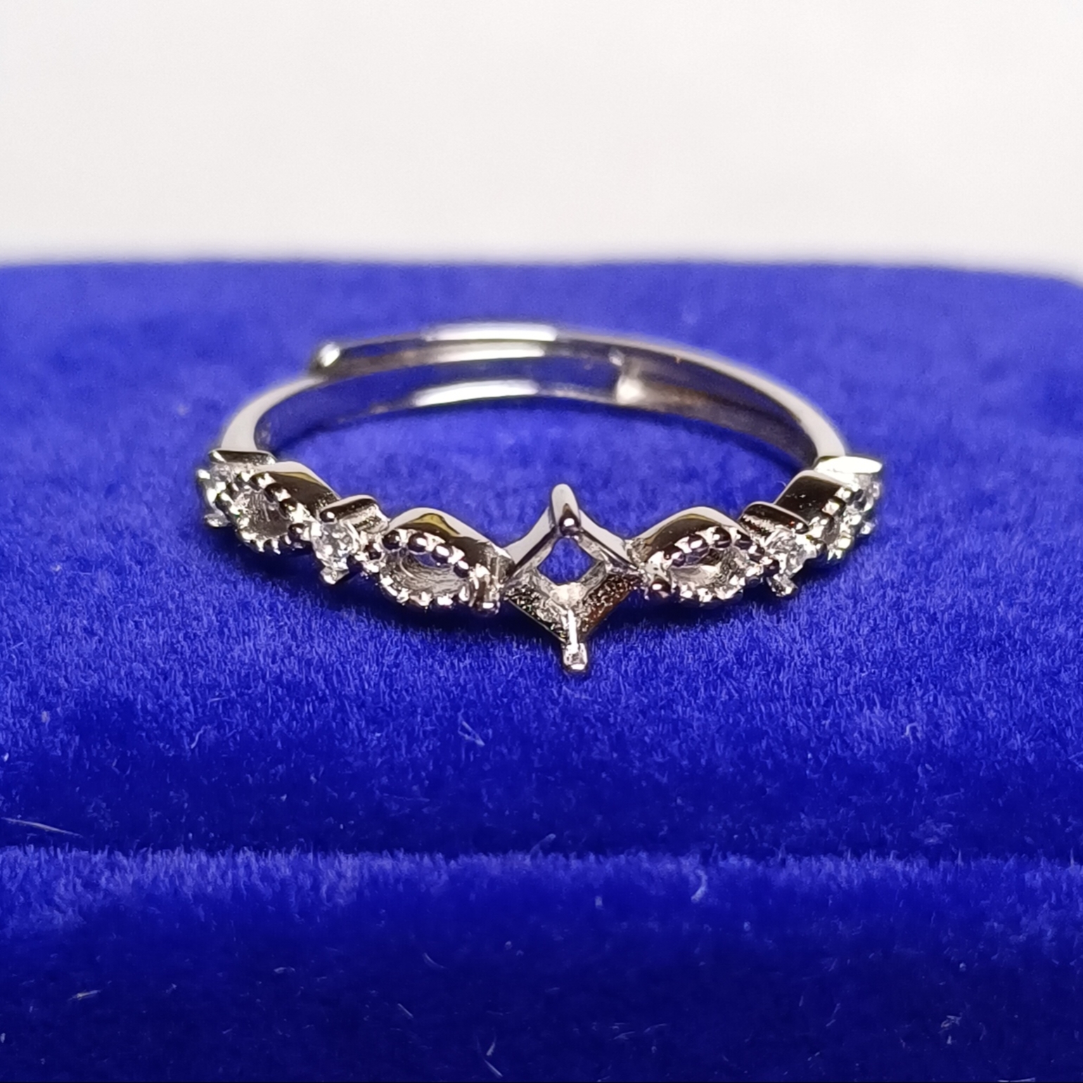 女戒方型3*3mm空托